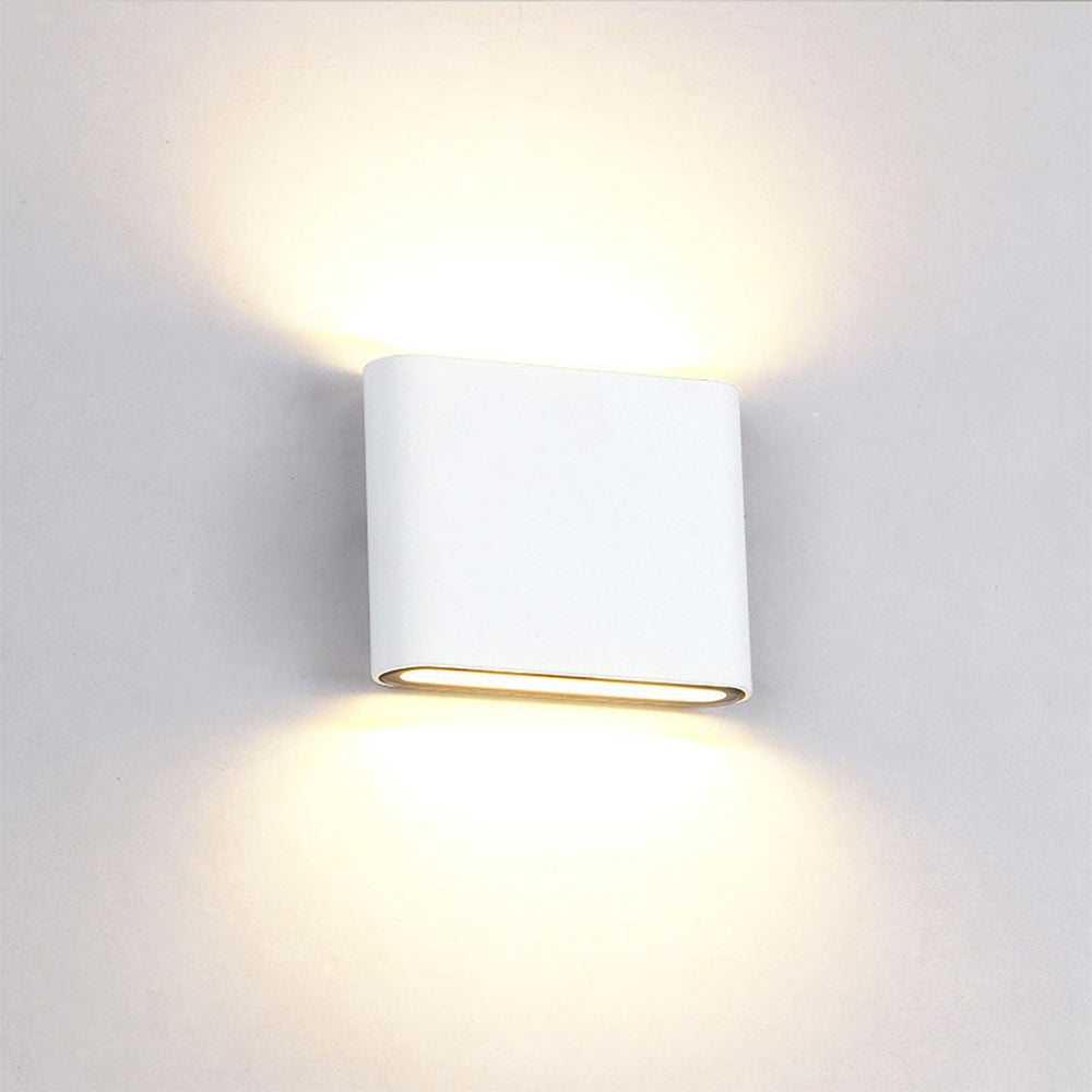 Contemporary Weatherproof LED Wall Sconce - Stylish Dual-Directed Illumination for Outdoor Spaces