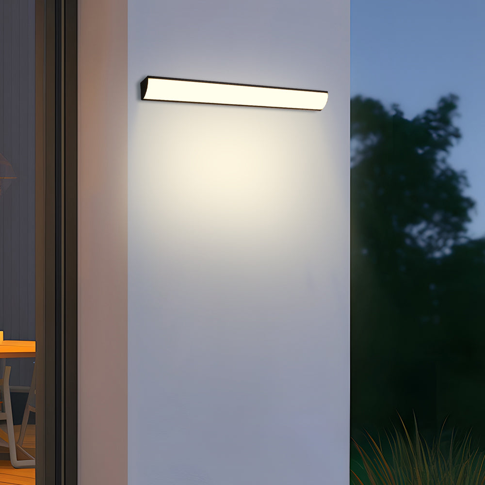 Streamlined Outdoor LED Wall Lantern - Sleek and Weatherproof Illumination for Your Exterior Spaces
