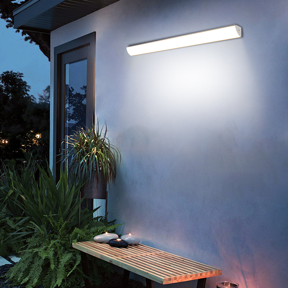 Streamlined Outdoor LED Wall Lantern - Sleek and Weatherproof Illumination for Your Exterior Spaces