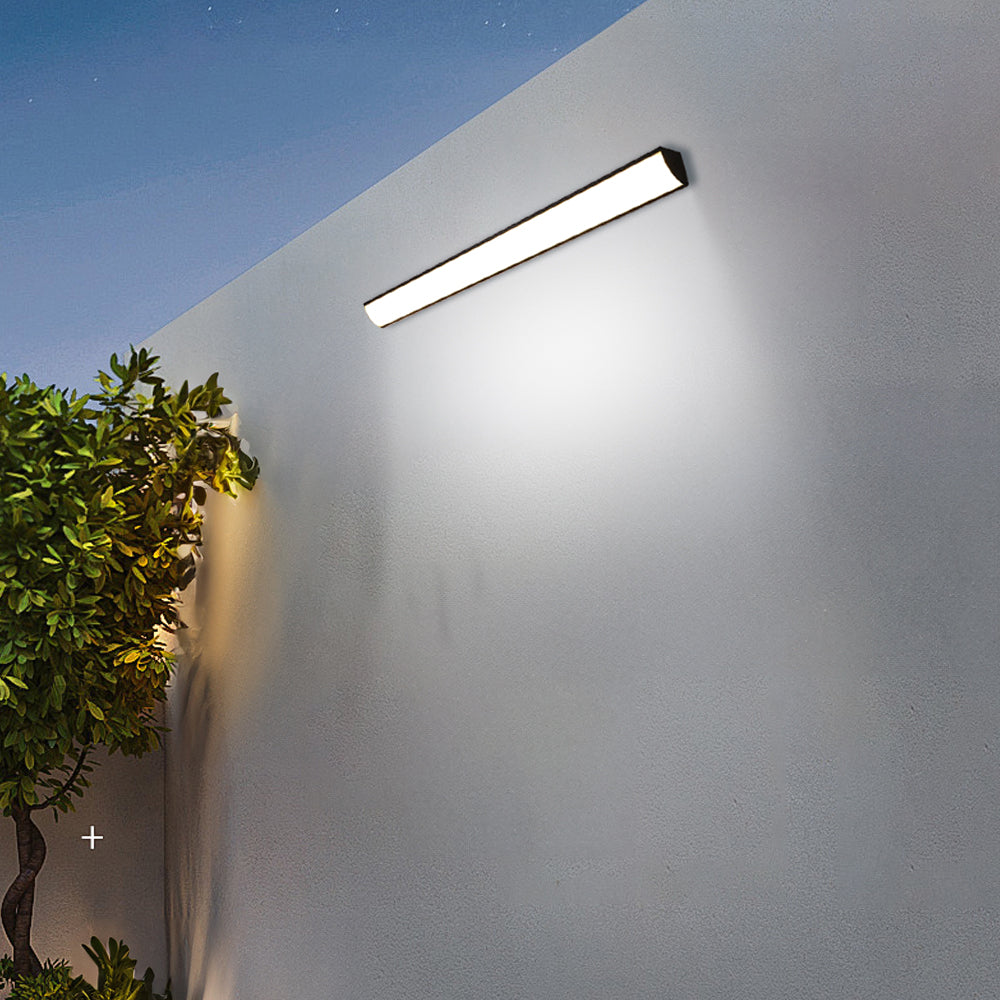 Streamlined Outdoor LED Wall Lantern - Sleek and Weatherproof Illumination for Your Exterior Spaces