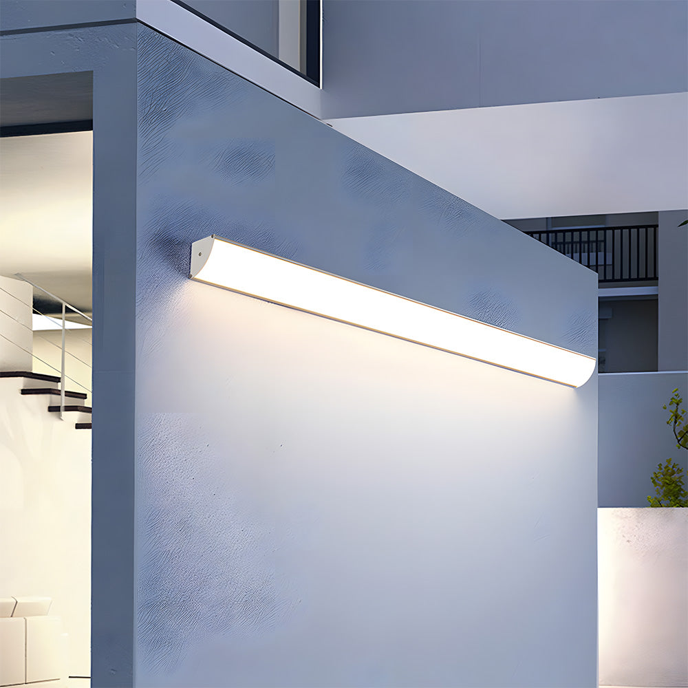 Streamlined Outdoor LED Wall Lantern - Sleek and Weatherproof Illumination for Your Exterior Spaces