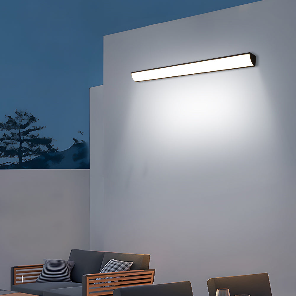 Streamlined Outdoor LED Wall Lantern - Sleek and Weatherproof Illumination for Your Exterior Spaces