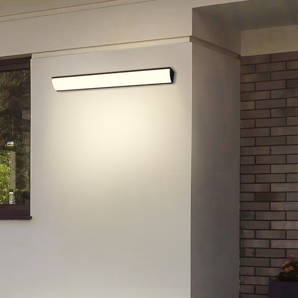 Streamlined Outdoor LED Wall Lantern - Sleek and Weatherproof Illumination for Your Exterior Spaces