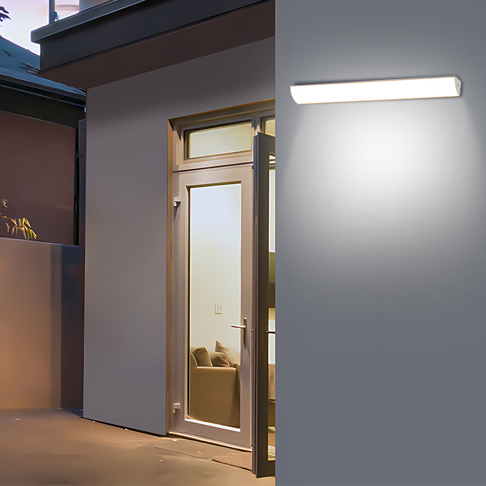 Streamlined Outdoor LED Wall Lantern - Sleek and Weatherproof Illumination for Your Exterior Spaces