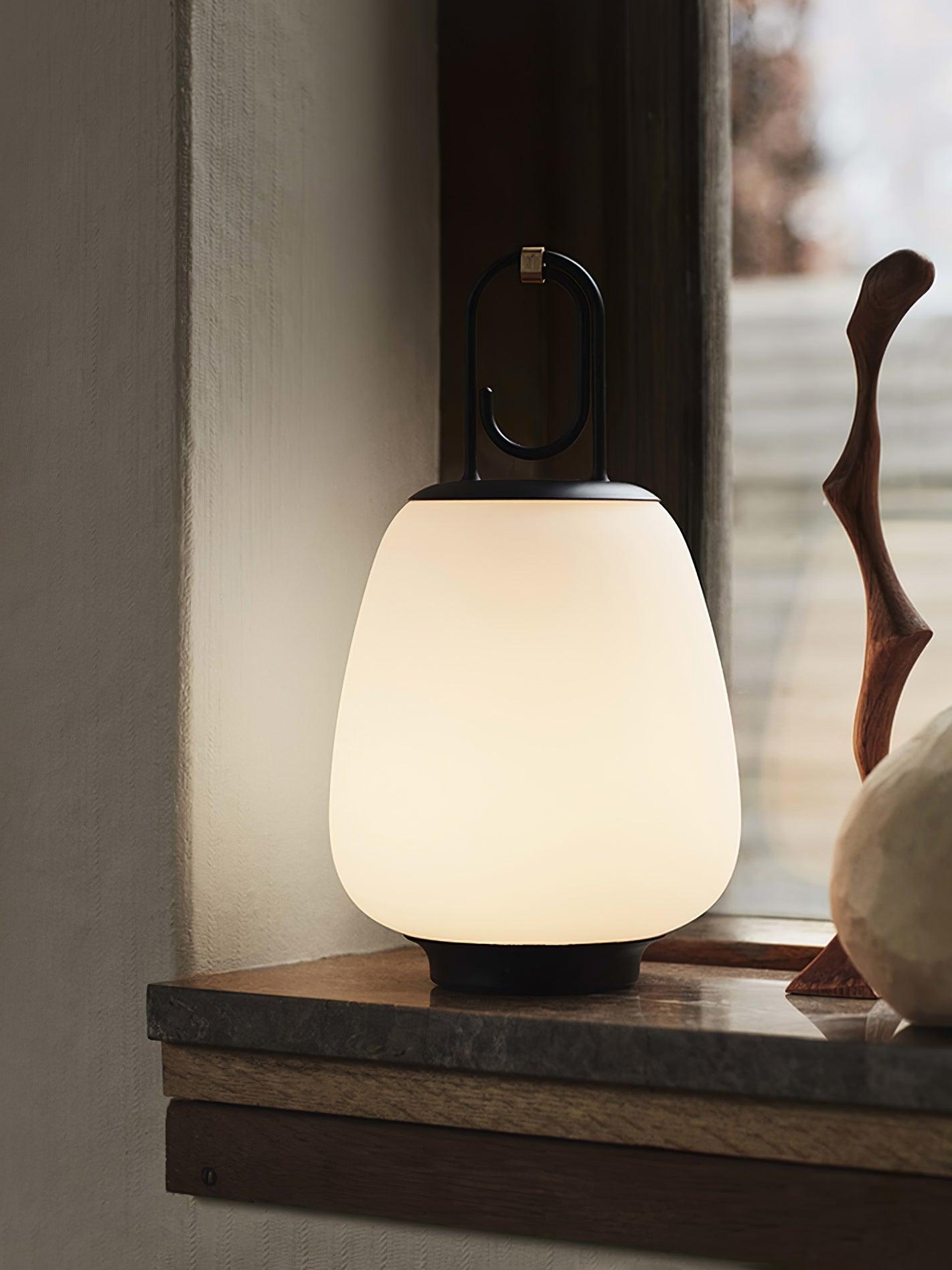 LumiVenture – Stylish LED Lantern with Rechargeable Battery for Cozy Indoor & Outdoor Ambiance