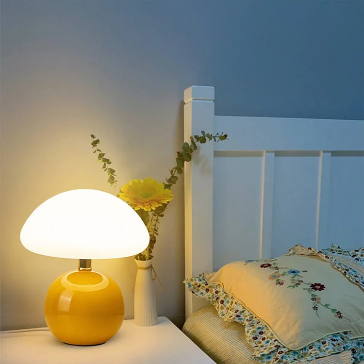 GlowMushroom - Stylish Mushroom Lamp for a Cozy & Modern Vibe