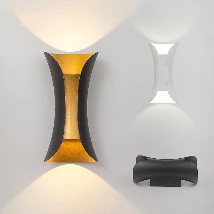 TAVIO – Waterproof Outdoor LED Wall Light in Black for Gardens & Patios