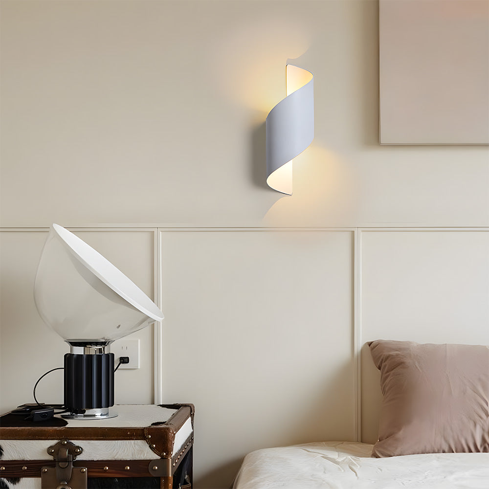 SAVIO – Minimalist Black LED Aluminium Outdoor Wall Light