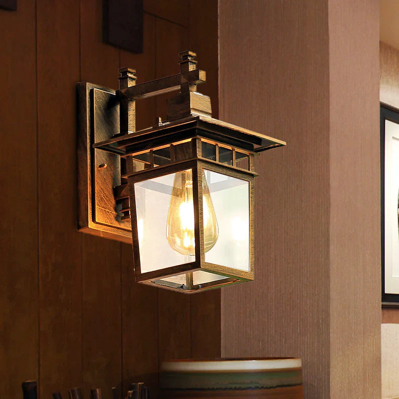 FERNO – Rustic Vintage Black Outdoor Wall Light in Aluminium