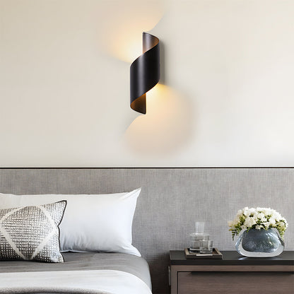 SAVIO – Minimalist Black LED Aluminium Outdoor Wall Light