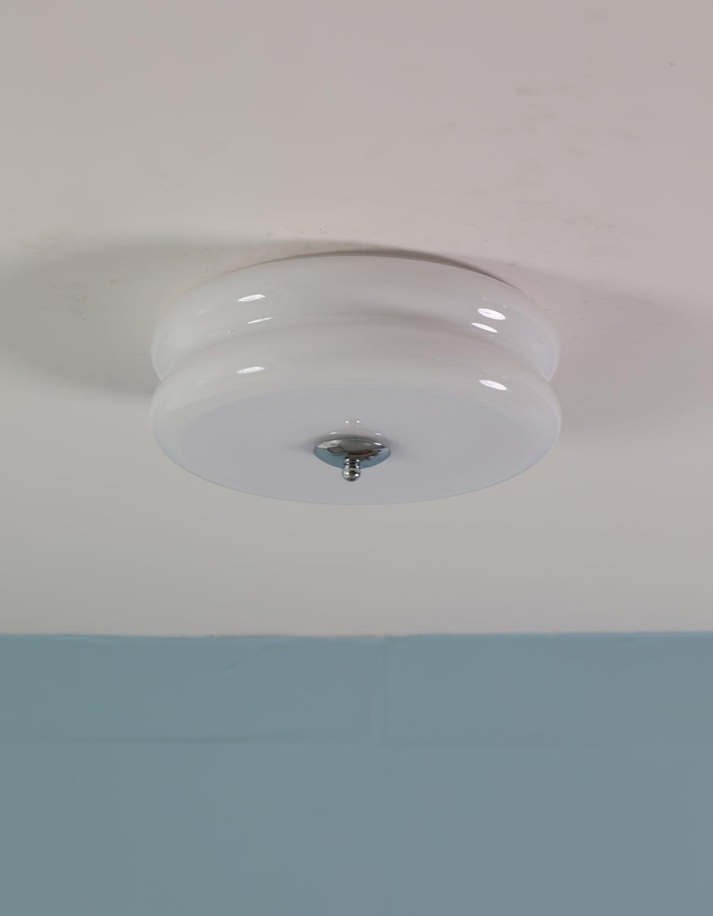 VELTORA – Art Deco Vintage Ceiling Light for a Timeless Interior