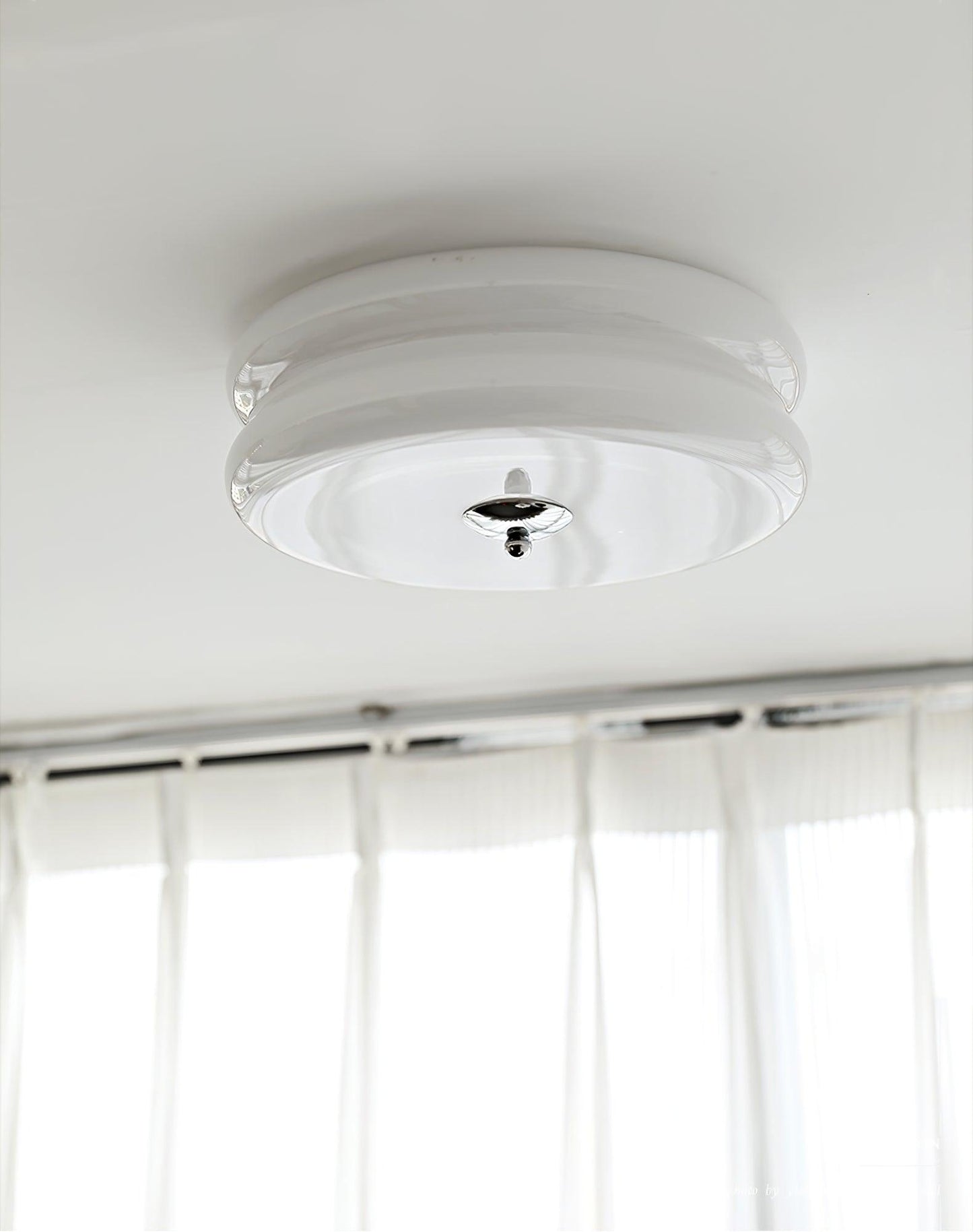 VELTORA – Art Deco Vintage Ceiling Light for a Timeless Interior