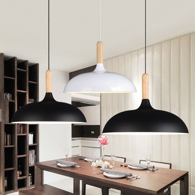 ScandiLuxe – Modern Oak Ceiling Lamp