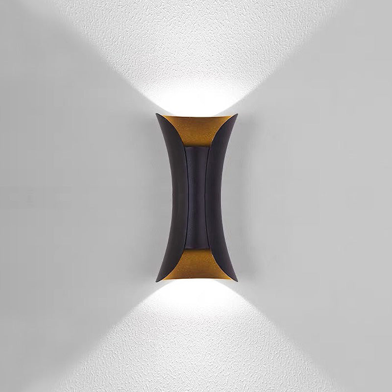 TAVIO – Waterproof Outdoor LED Wall Light in Black for Gardens & Patios
