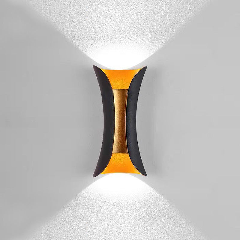 TAVIO – Waterproof Outdoor LED Wall Light in Black for Gardens & Patios