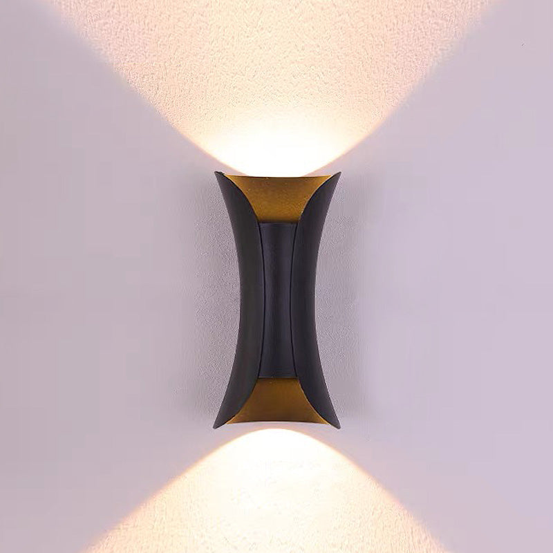 TAVIO – Waterproof Outdoor LED Wall Light in Black for Gardens & Patios