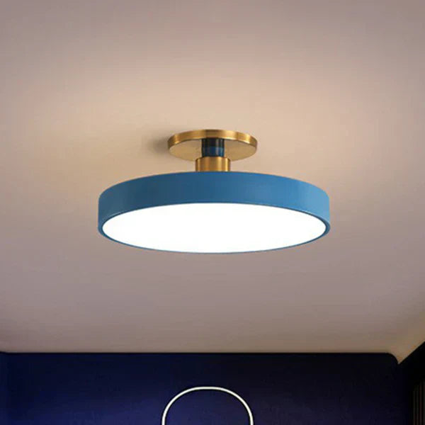 LUSTRO - Nordic Minimalist Ceiling Light for a Modern Home