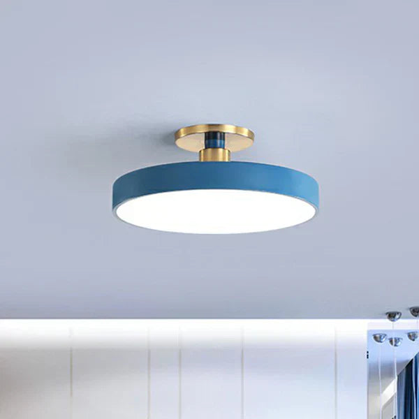 LUSTRO - Nordic Minimalist Ceiling Light for a Modern Home