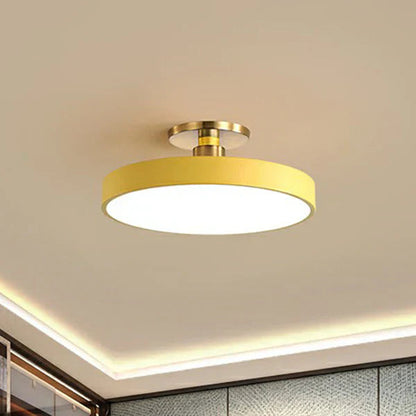 LUSTRO - Nordic Minimalist Ceiling Light for a Modern Home