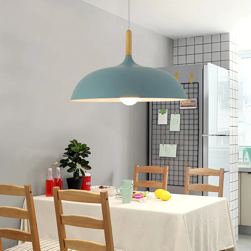 ScandiLuxe – Modern Oak Ceiling Lamp