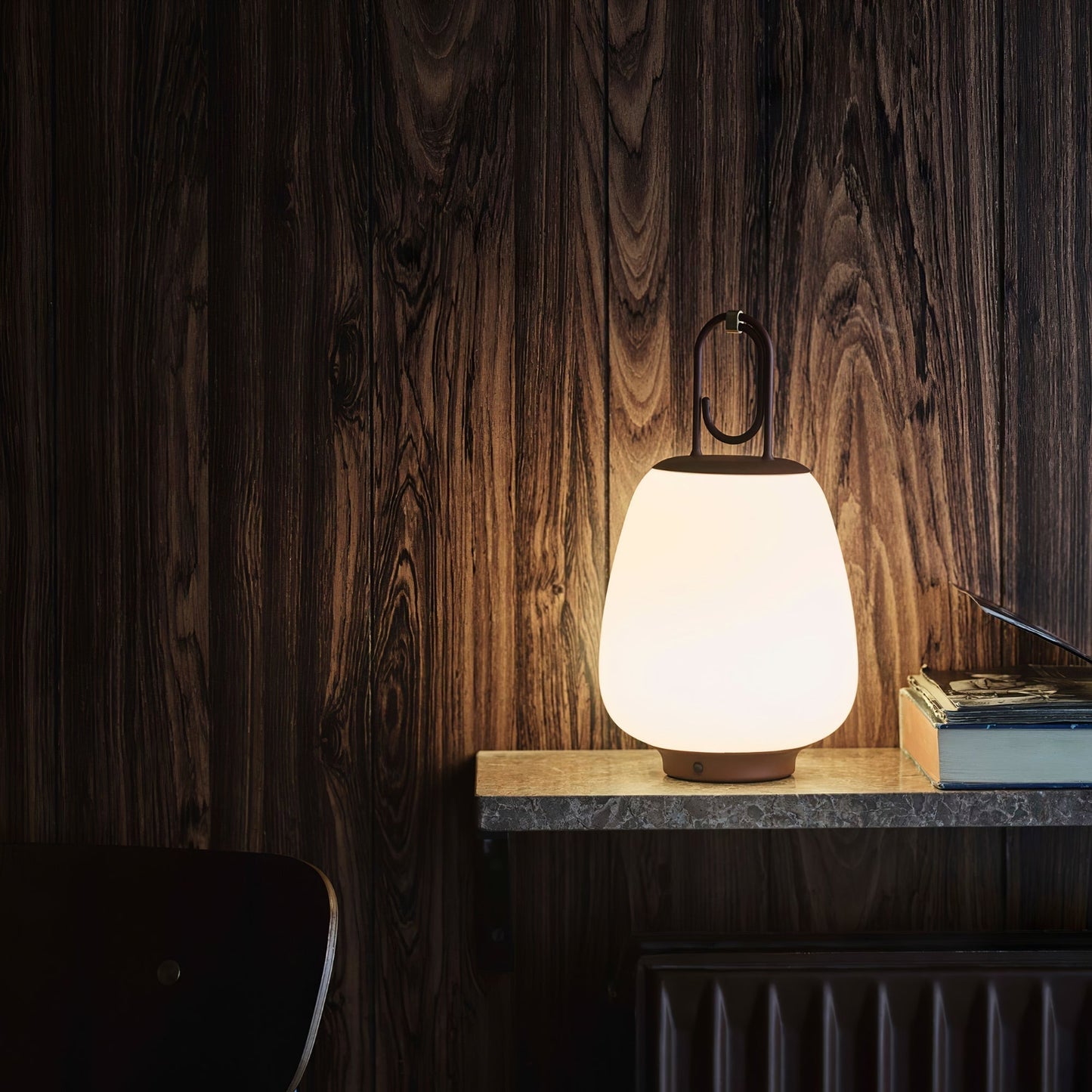 LumiVenture – Stylish LED Lantern with Rechargeable Battery for Cozy Indoor & Outdoor Ambiance