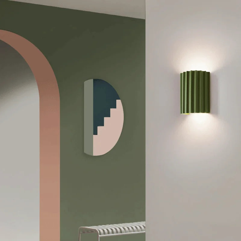 RadiantAura - Contemporary Resin Wall Lighting