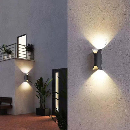 TAVIO – Waterproof Outdoor LED Wall Light in Black for Gardens & Patios